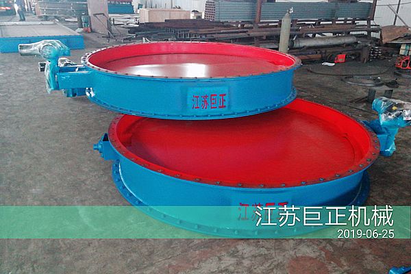 圓形擋板門（直徑220cm）制作完工，現(xiàn)場(chǎng)展示