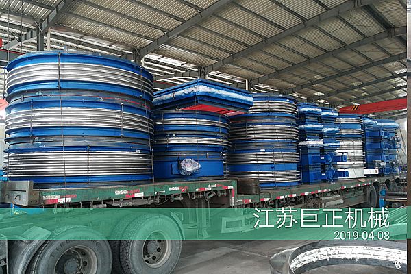 擋板門/非金屬膨脹節(jié)完工，準(zhǔn)備發(fā)往山東客戶